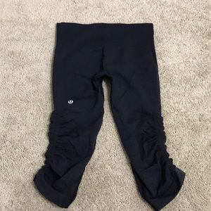 Lululemon In The Flow Crops